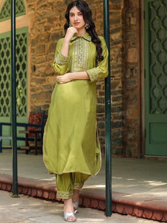 SCAKHI Floral Embroidered Shirt Collar Pathani Kurta With Patiala