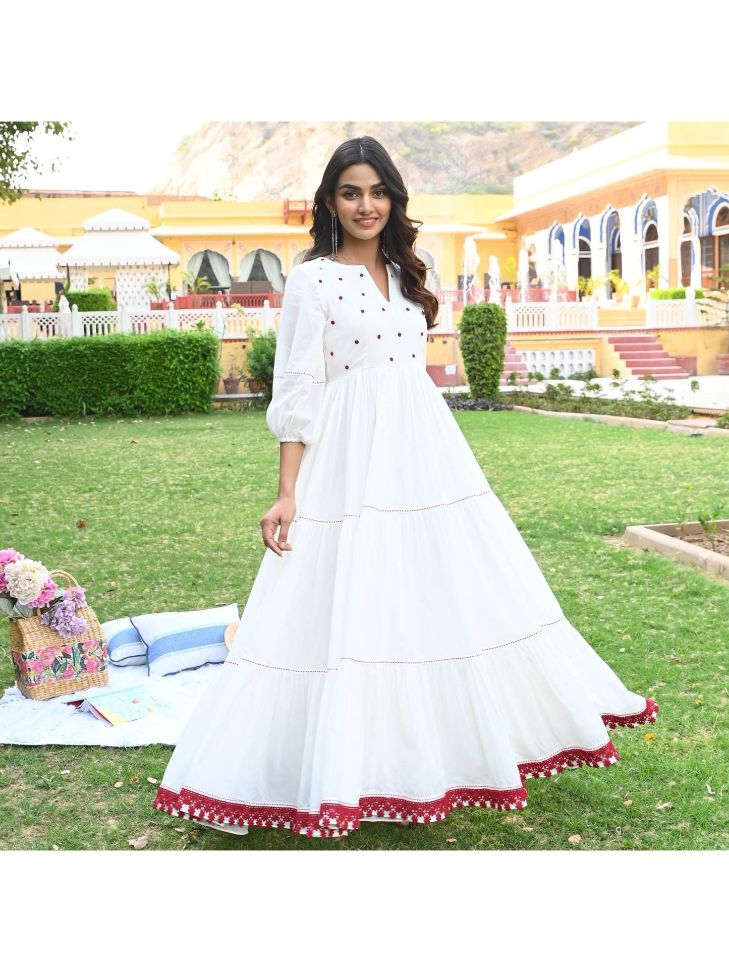 Urbanstree White Raving Maxi Dress