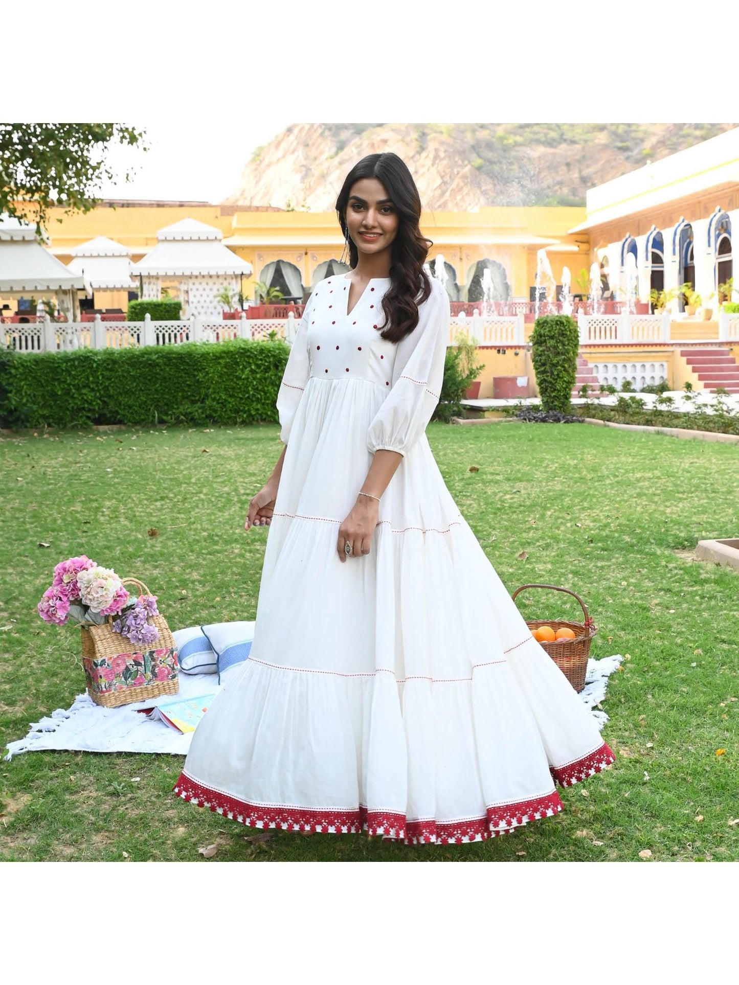 Urbanstree White Raving Maxi Dress