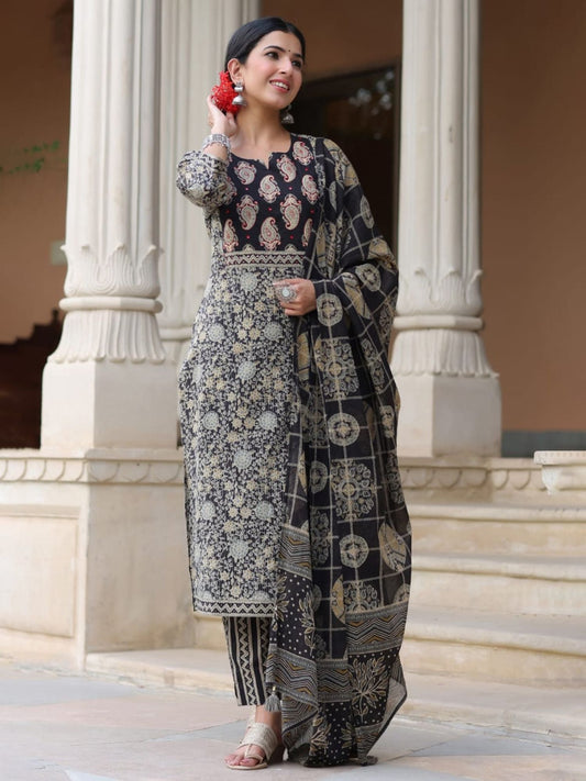 PIROH Womens Floral Print Kurta Pant Dupatta Set (Set of 3)