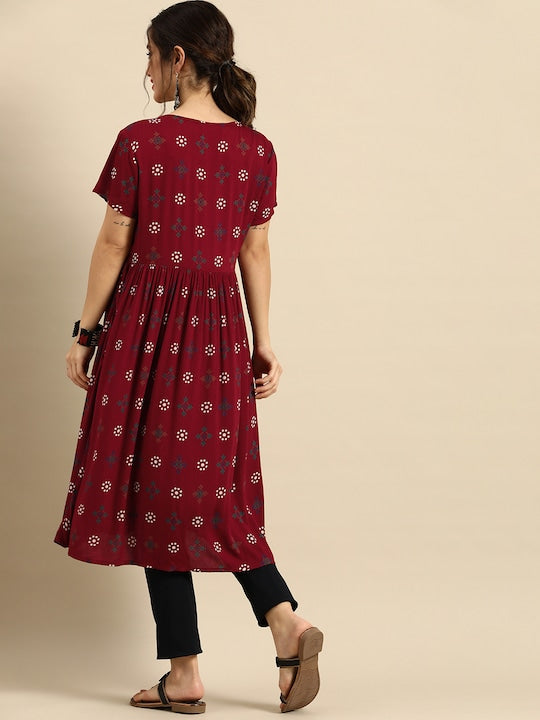 Sangria Women Maroon & Black Geometric Printed Crepe Anarkali Kurta