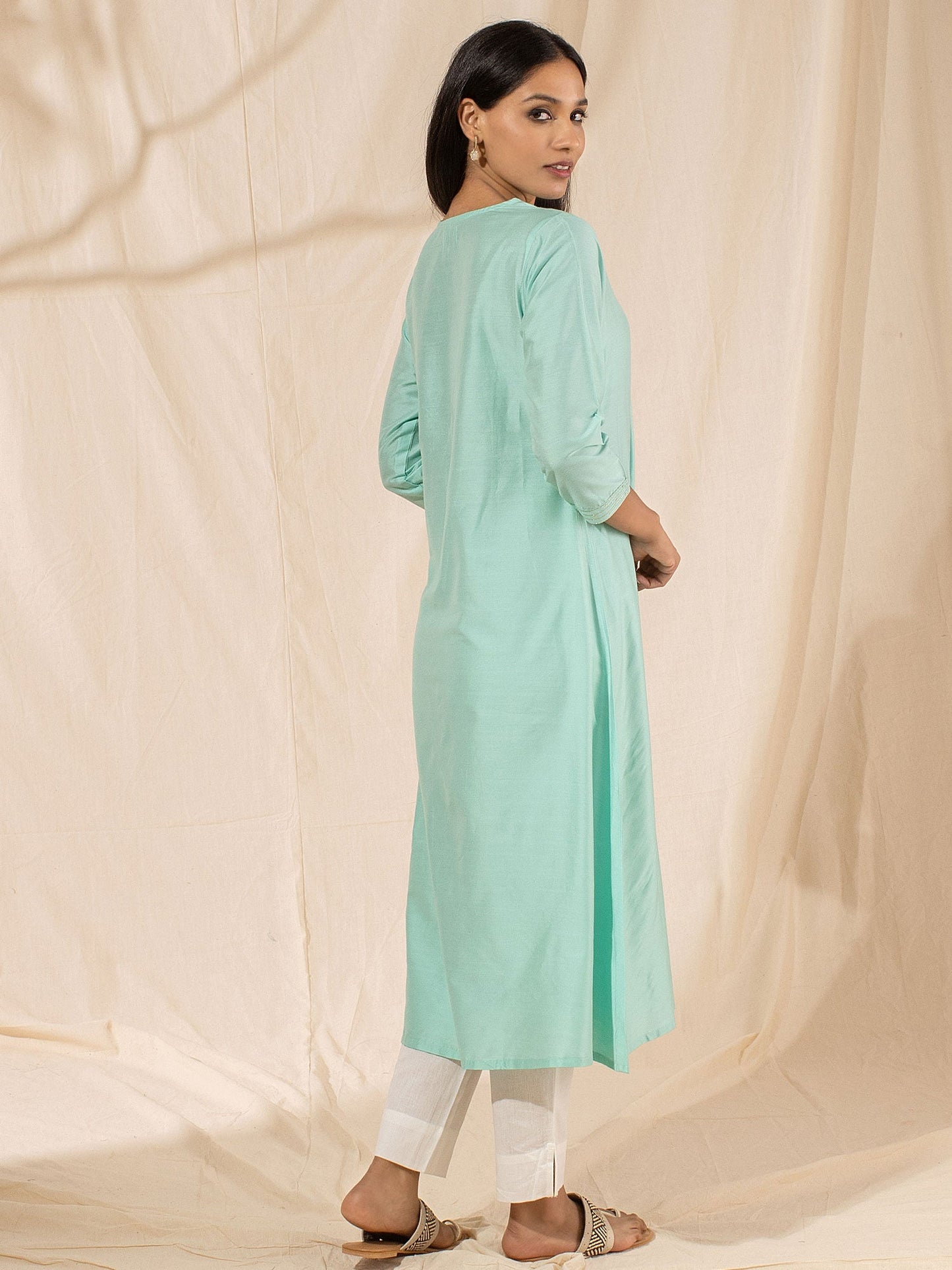 Likha Green Sequinned V-Neck Aline Kurta LIKKUR29