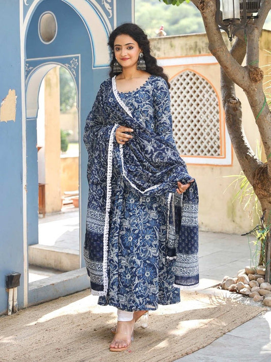 ONEWE INDIA Hema Anarkali (Set of 3)