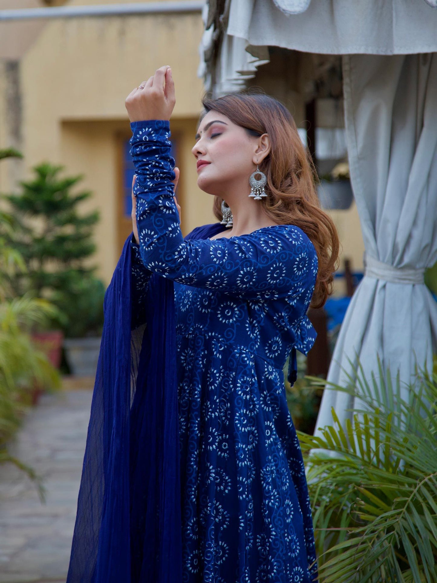 ONEWE INDIA Lata Anarkali Set (Set of 3)