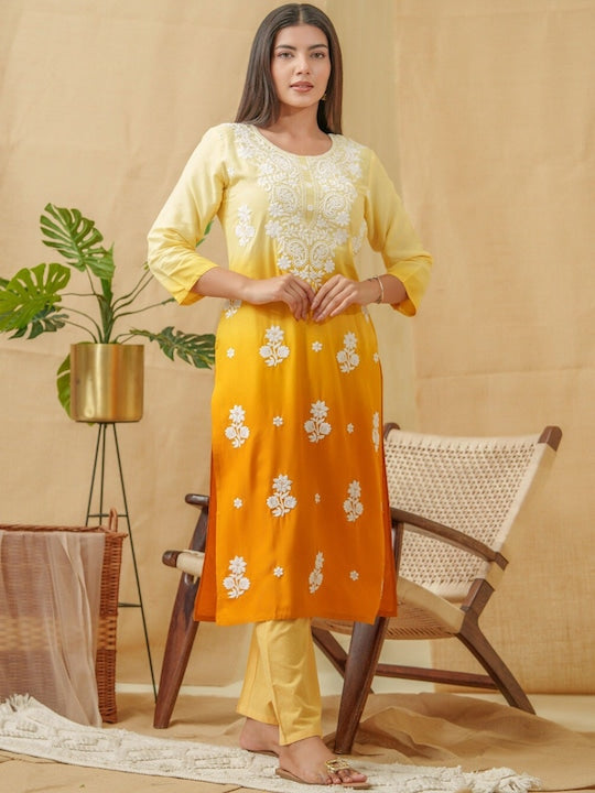 House of Pataudi Floral Embroidered Straight Calf Length Kurta