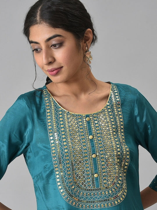 Aurelia Women Green Ethnic Motifs Yoke Design Kurta Set