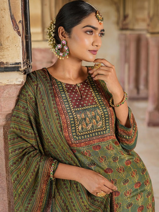 Scakhi Ethnic Motifs Printed Pure Silk Straight Kurta With Trousers & Dupatta