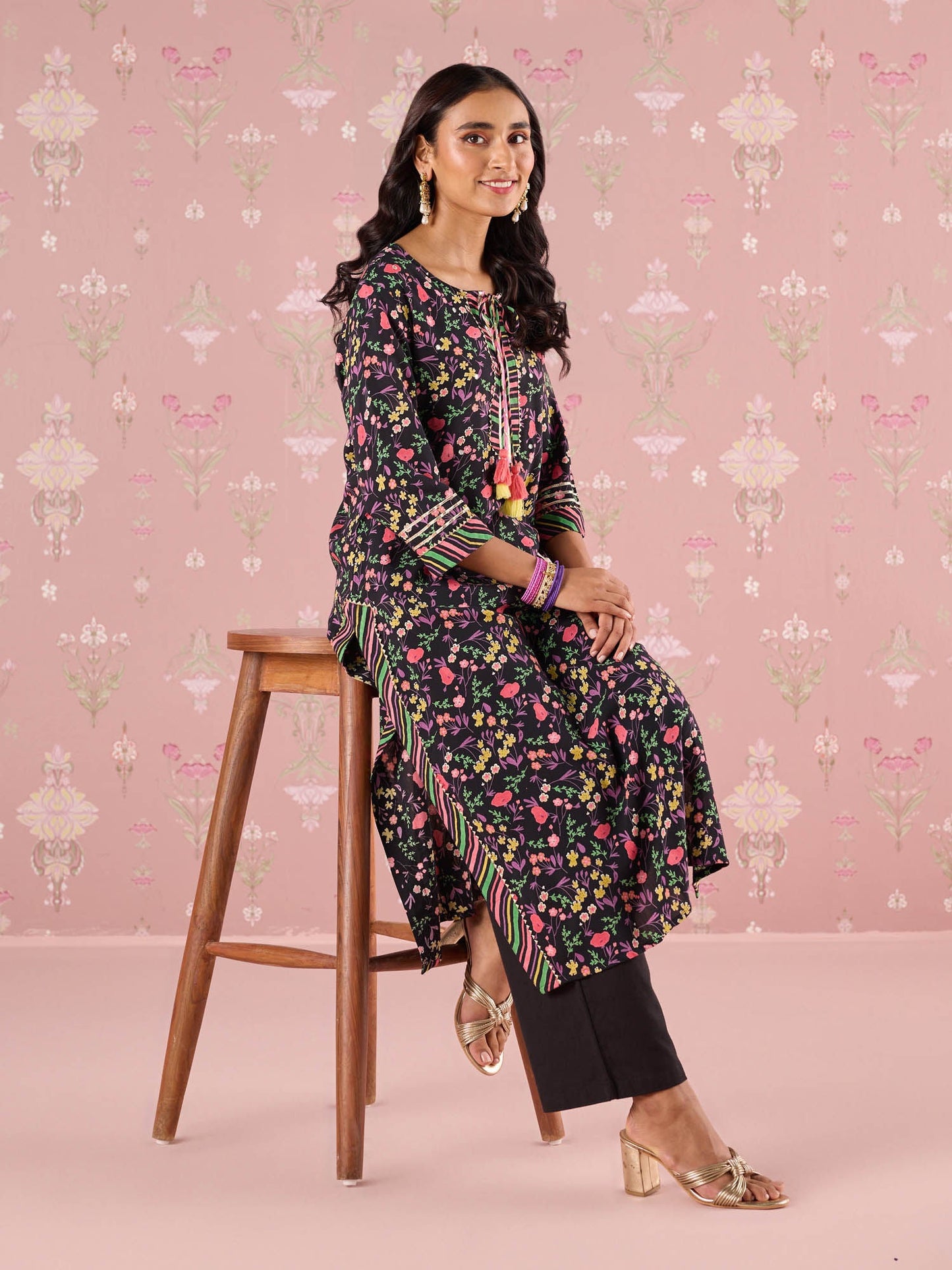 Likha Black Garden Groove Embroidered Kurta