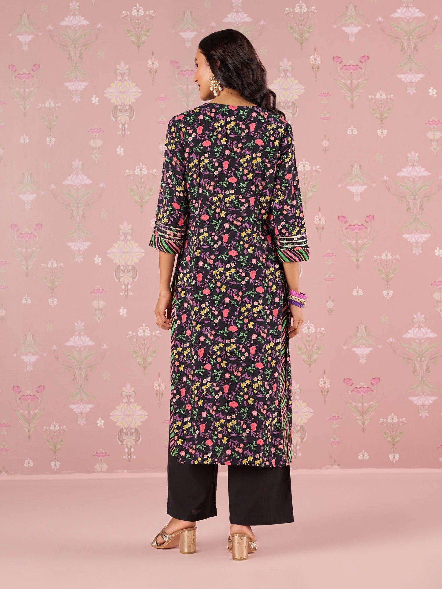 Likha Black Garden Groove Embroidered Kurta