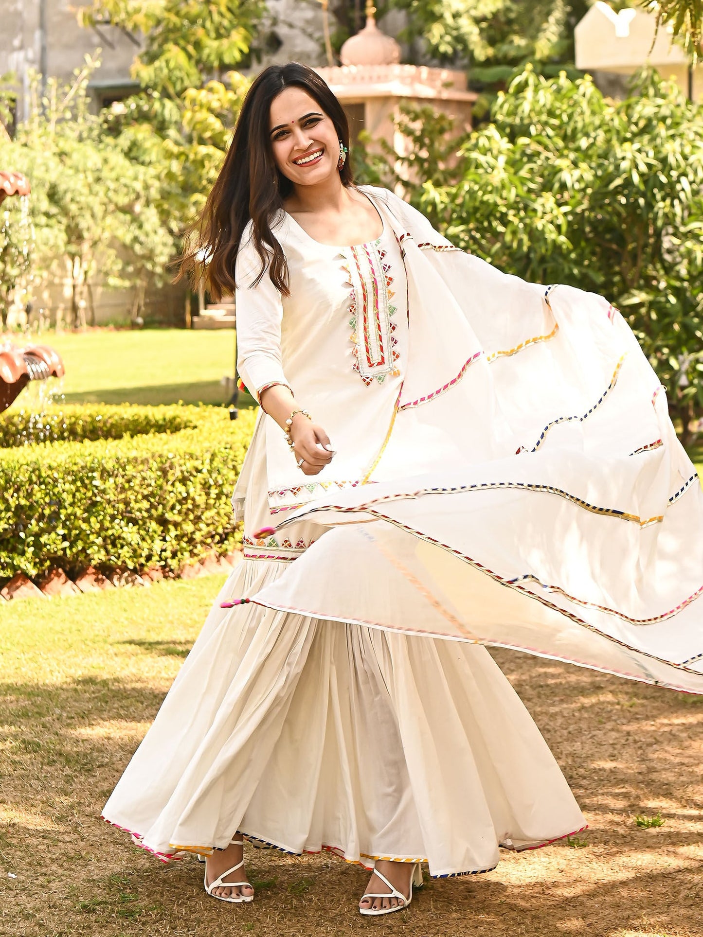 Urbanstree Holly Suit Set (Set of 3)