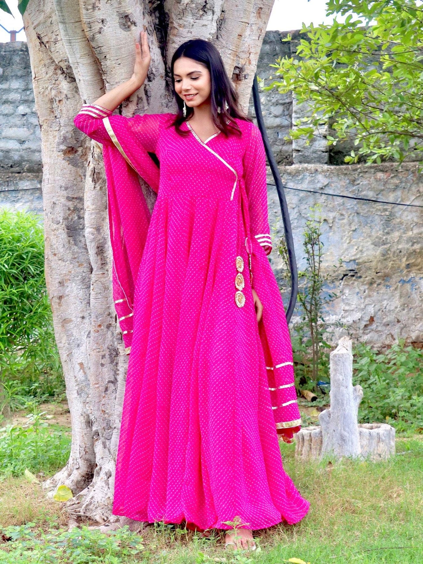 ONEWE INDIA Paakhi Mothra Anarkali Set (Set of 3) - Pink