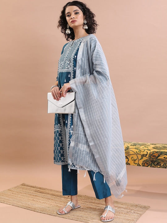 Vishudh Ethnic Motifs Printed Straight Kurta & Trousers With Dupatta