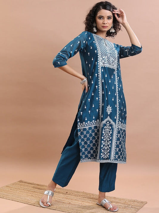 Vishudh Ethnic Motifs Printed Straight Kurta & Trousers With Dupatta