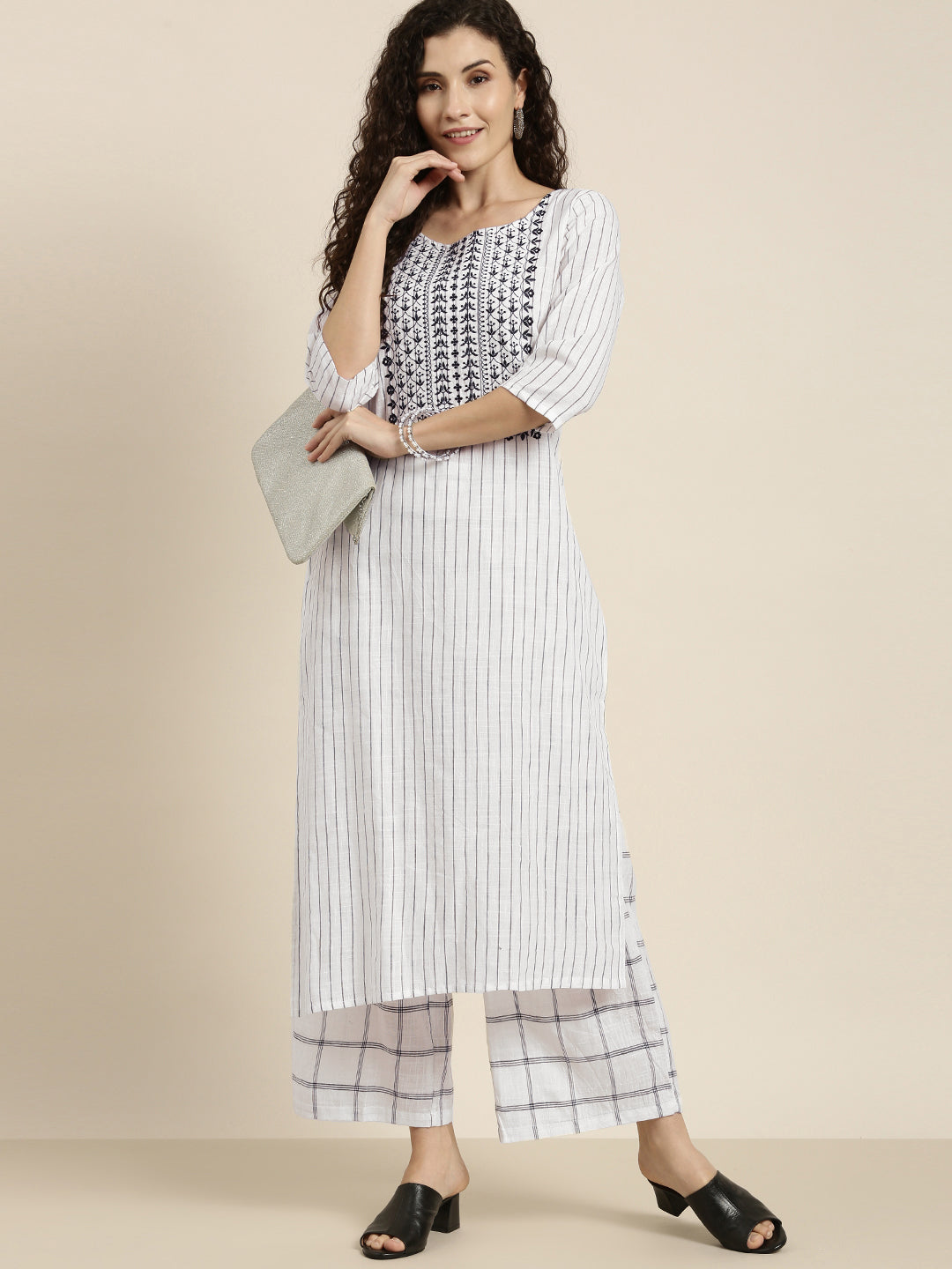 Vishudh Women Off-White Printed Kurta with Palazzos