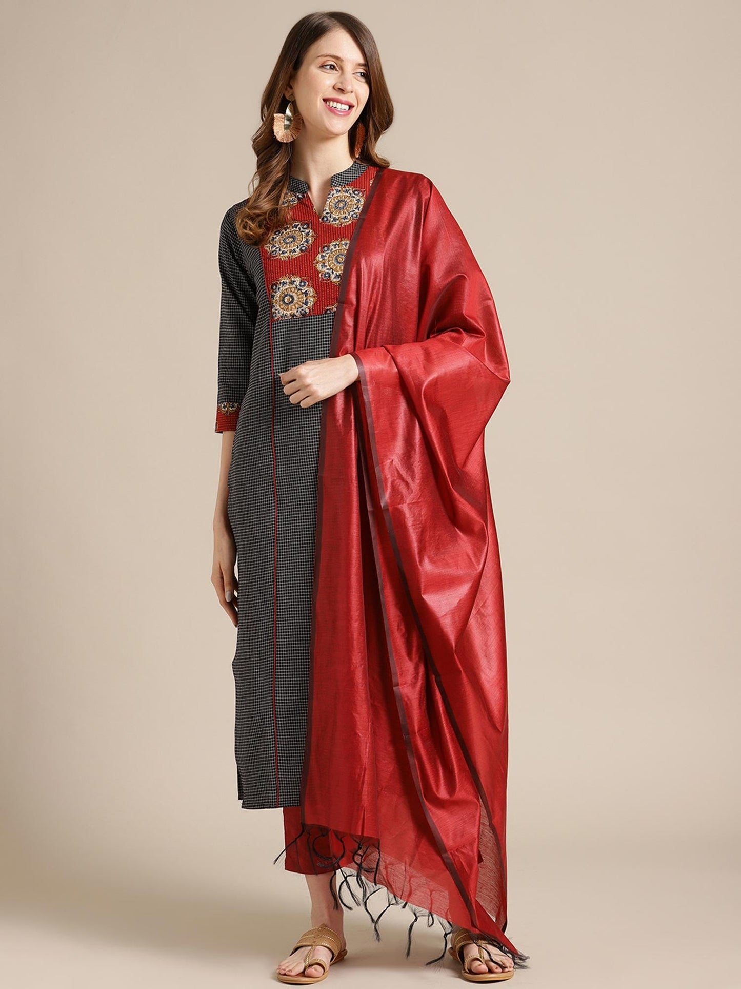 KSUT Black & Maroon Printed Straight Kurta, Maroon Trouser With Dupatta (Set of 3) - 2XL